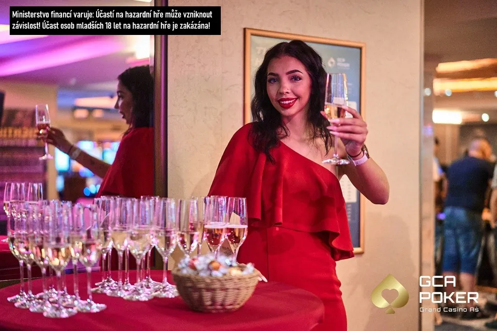 fotografie s hosteskou v grand casino a&scaron;