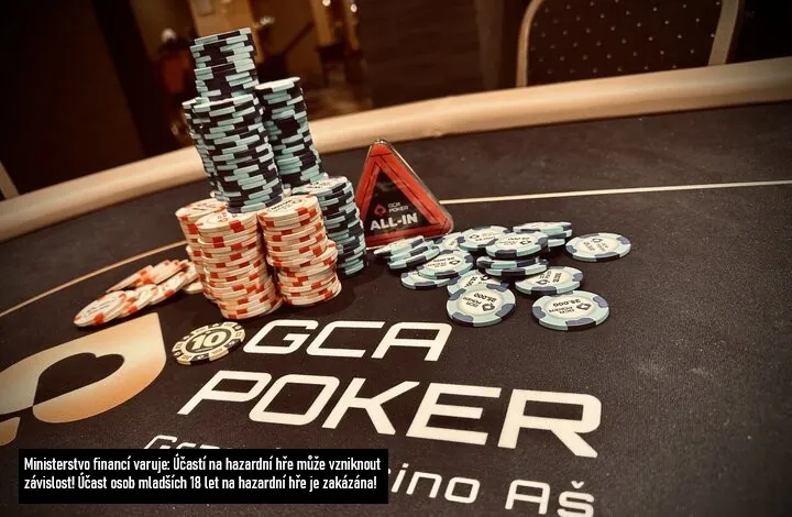 fotografie pokerovych zetonu v grand casino as