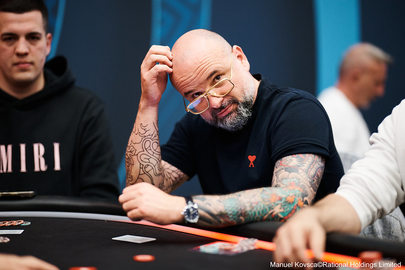 Luk&aacute;&scaron; Z&aacute;&scaron;kodn&yacute;