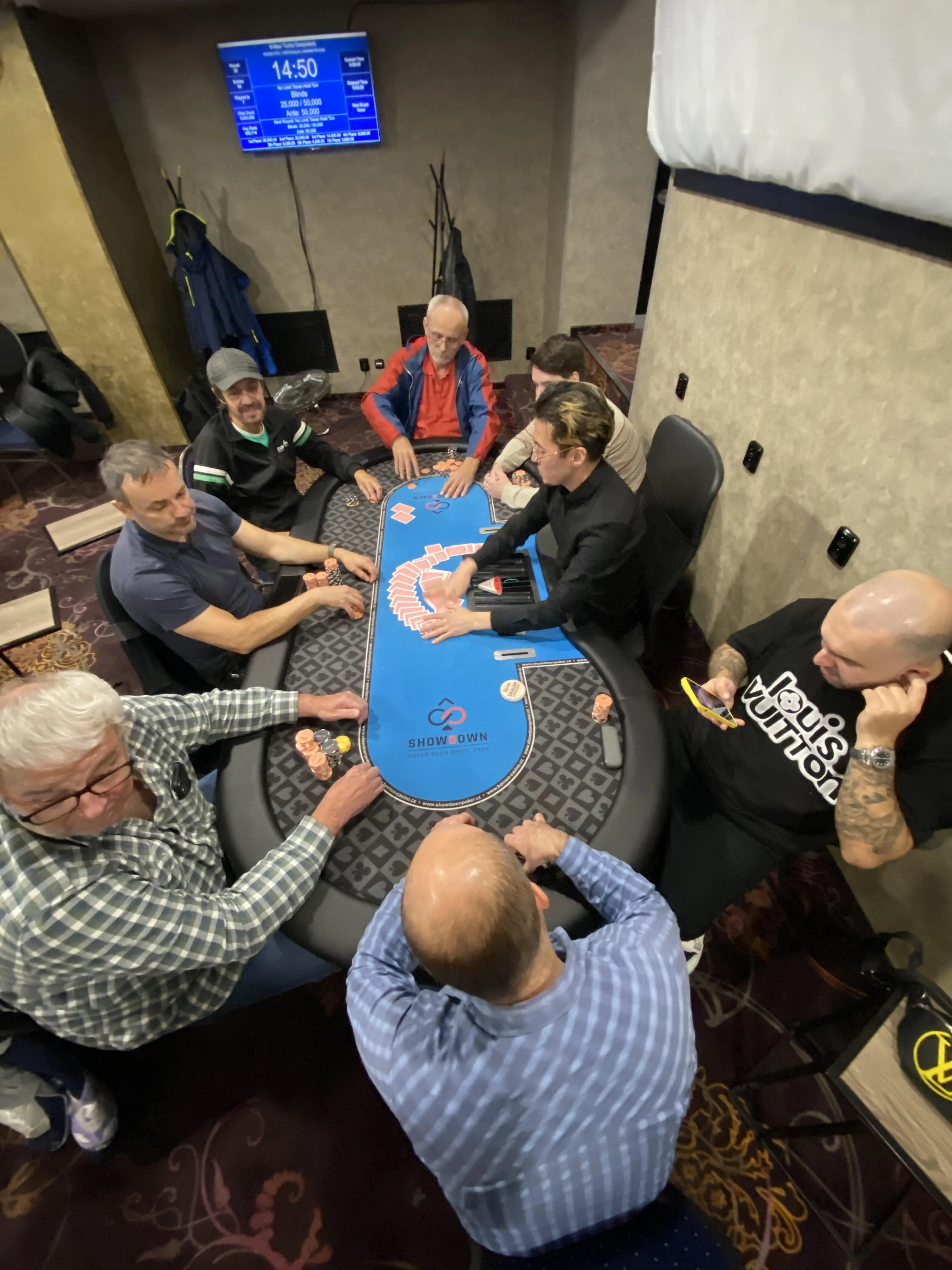 Showdonw poker club praha