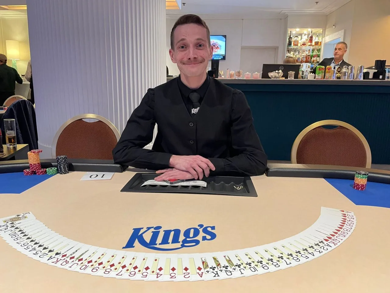 dealer kings  poker