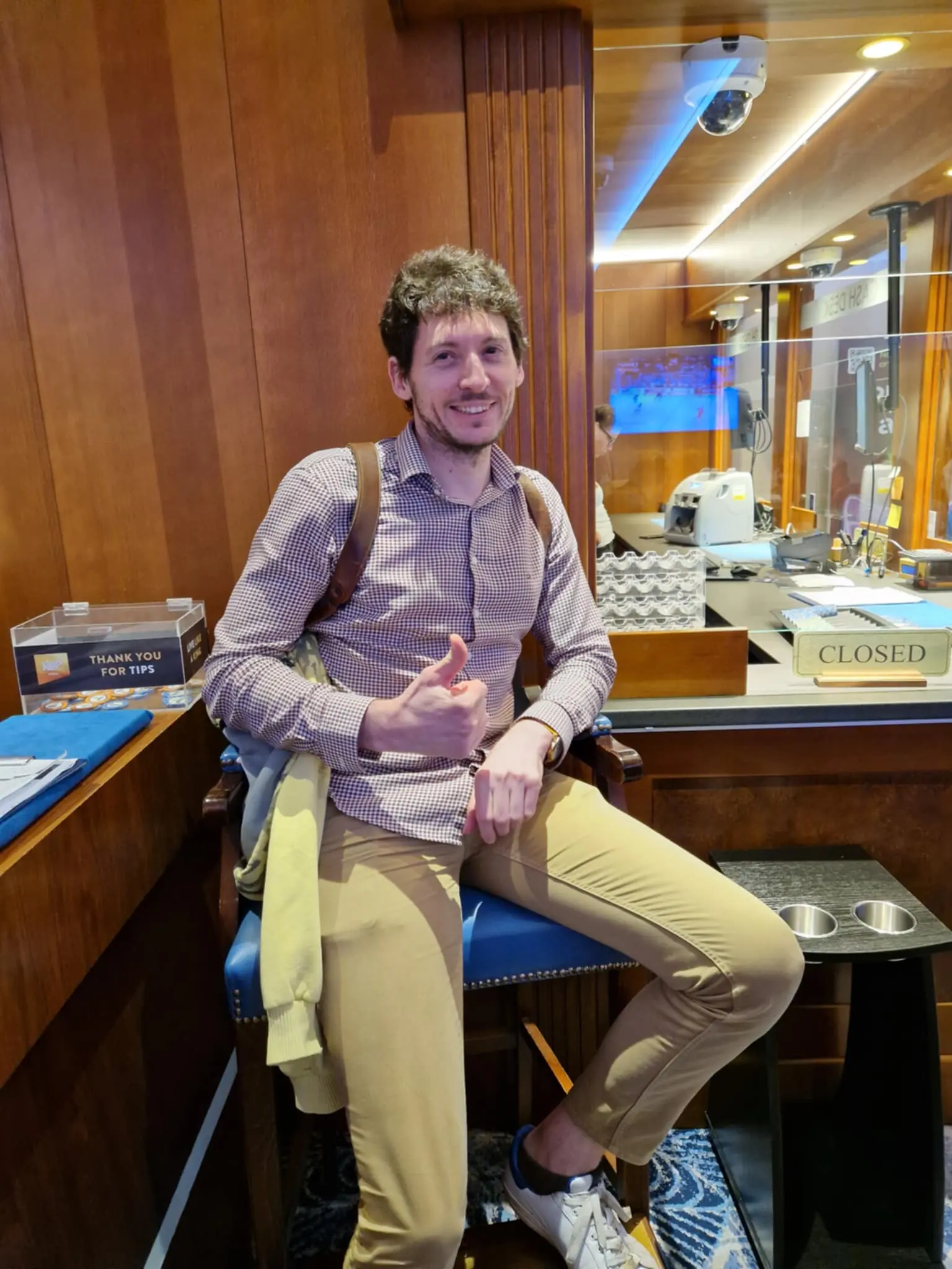 21cbe413-1f93-4802-8dbc-a1aa7aff872a