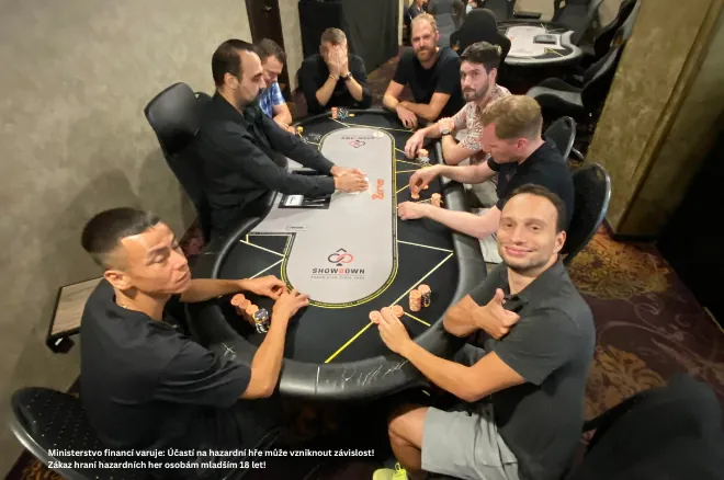 Showdown poker club 