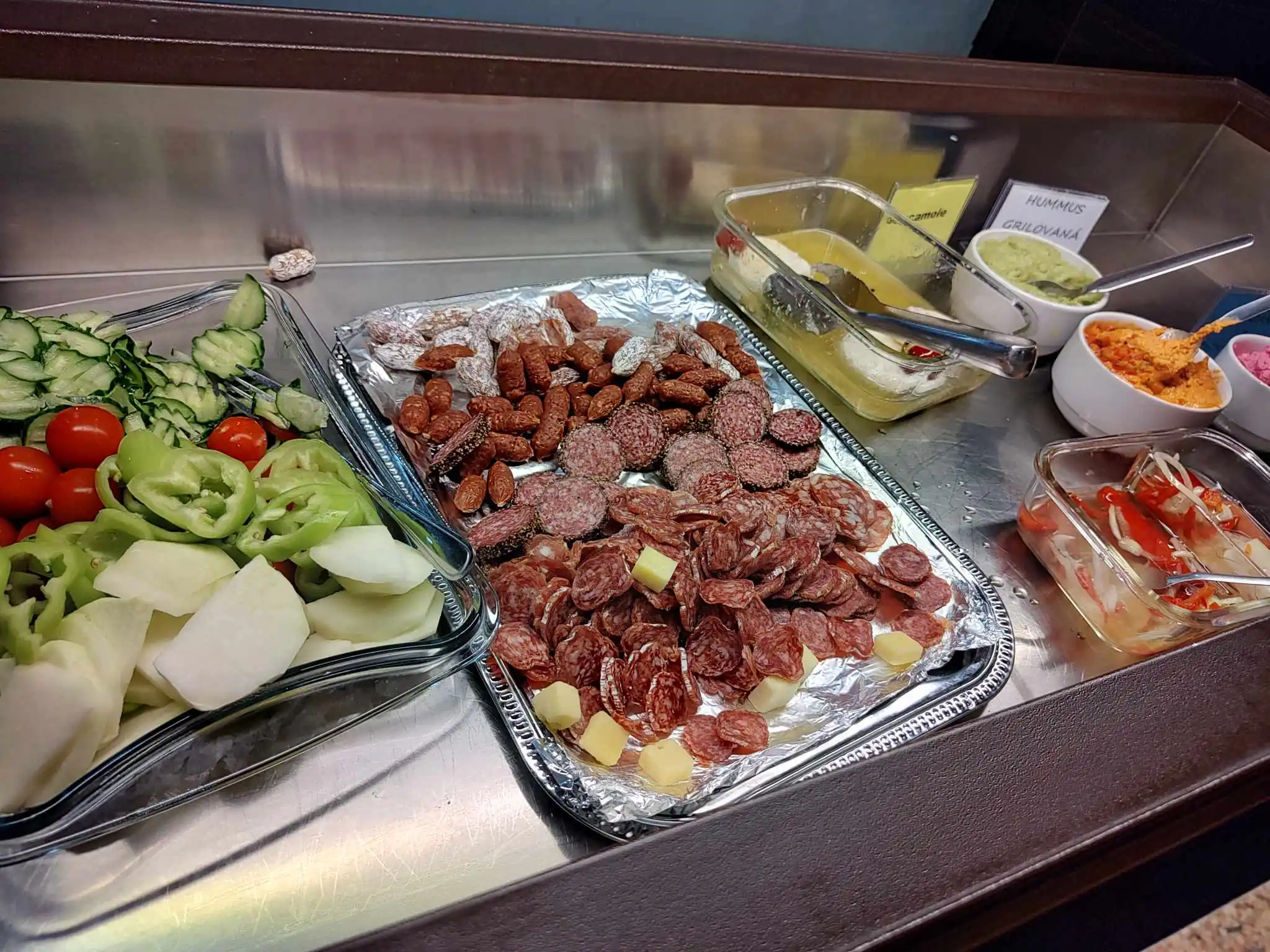 showdown poker club praha raut