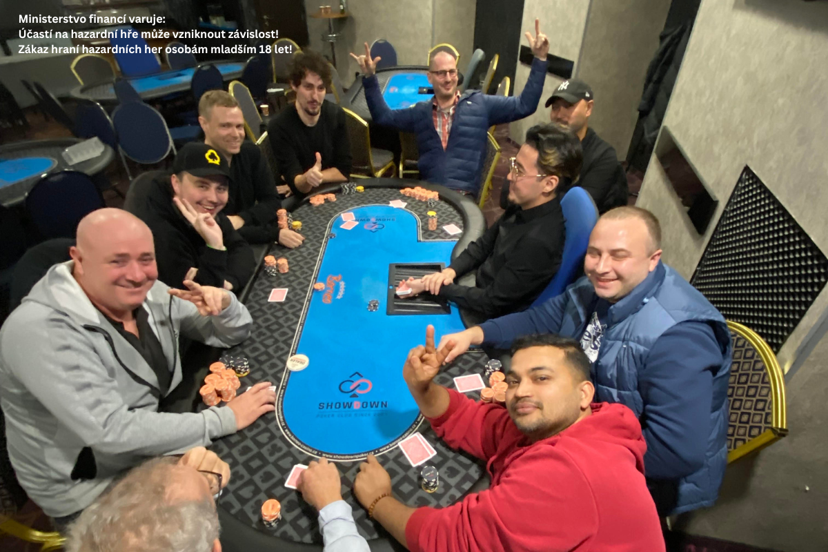 Showdown poker