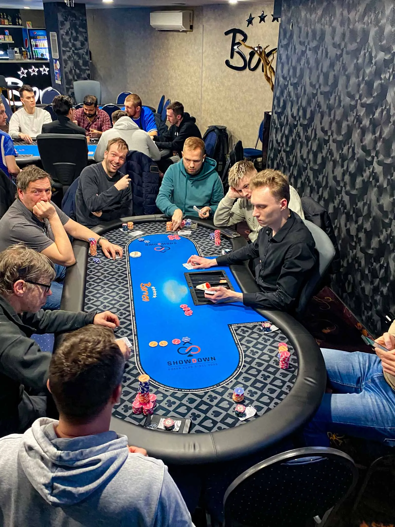 poker živě, showdown unor