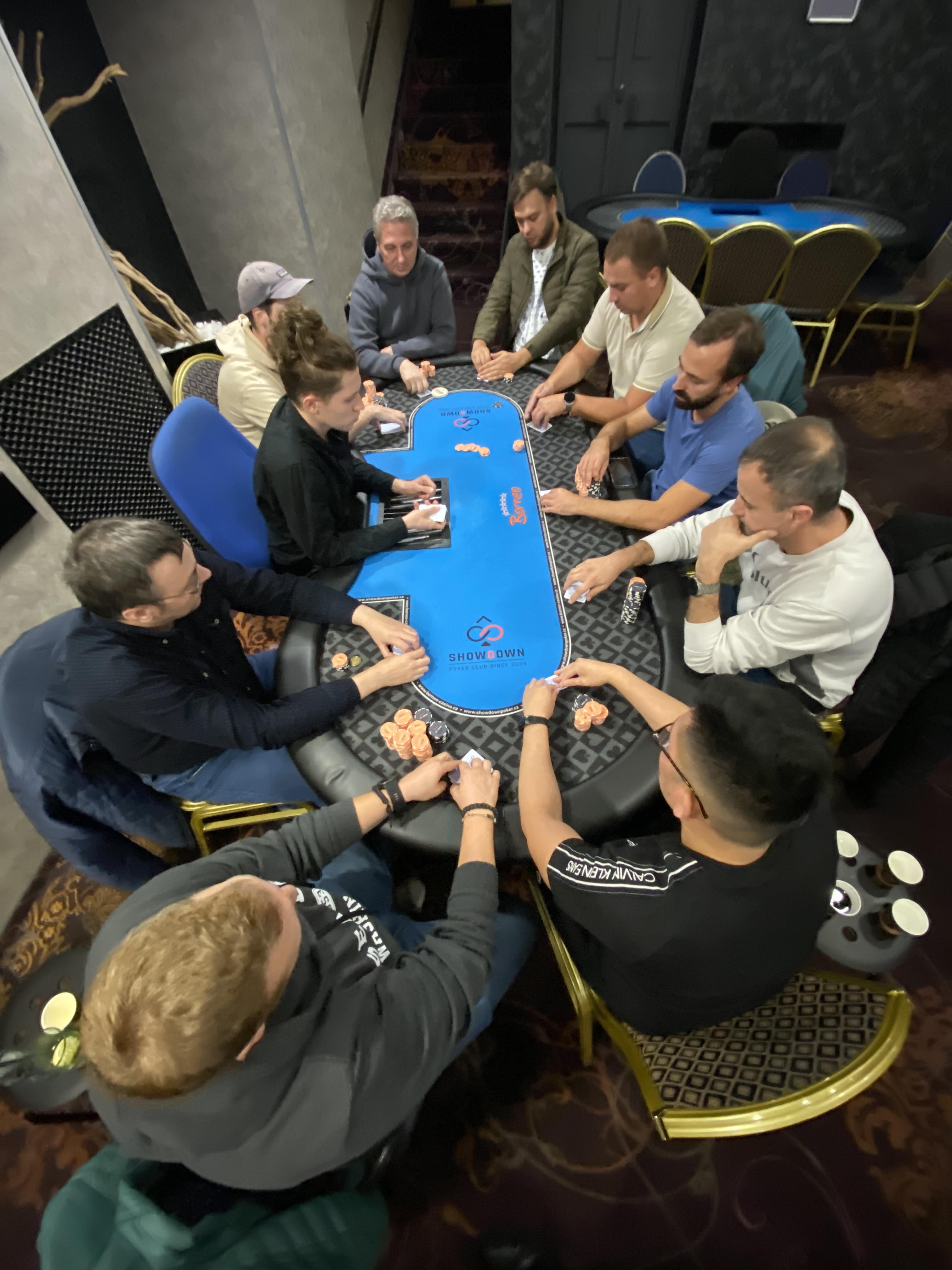 showdown poker club poker