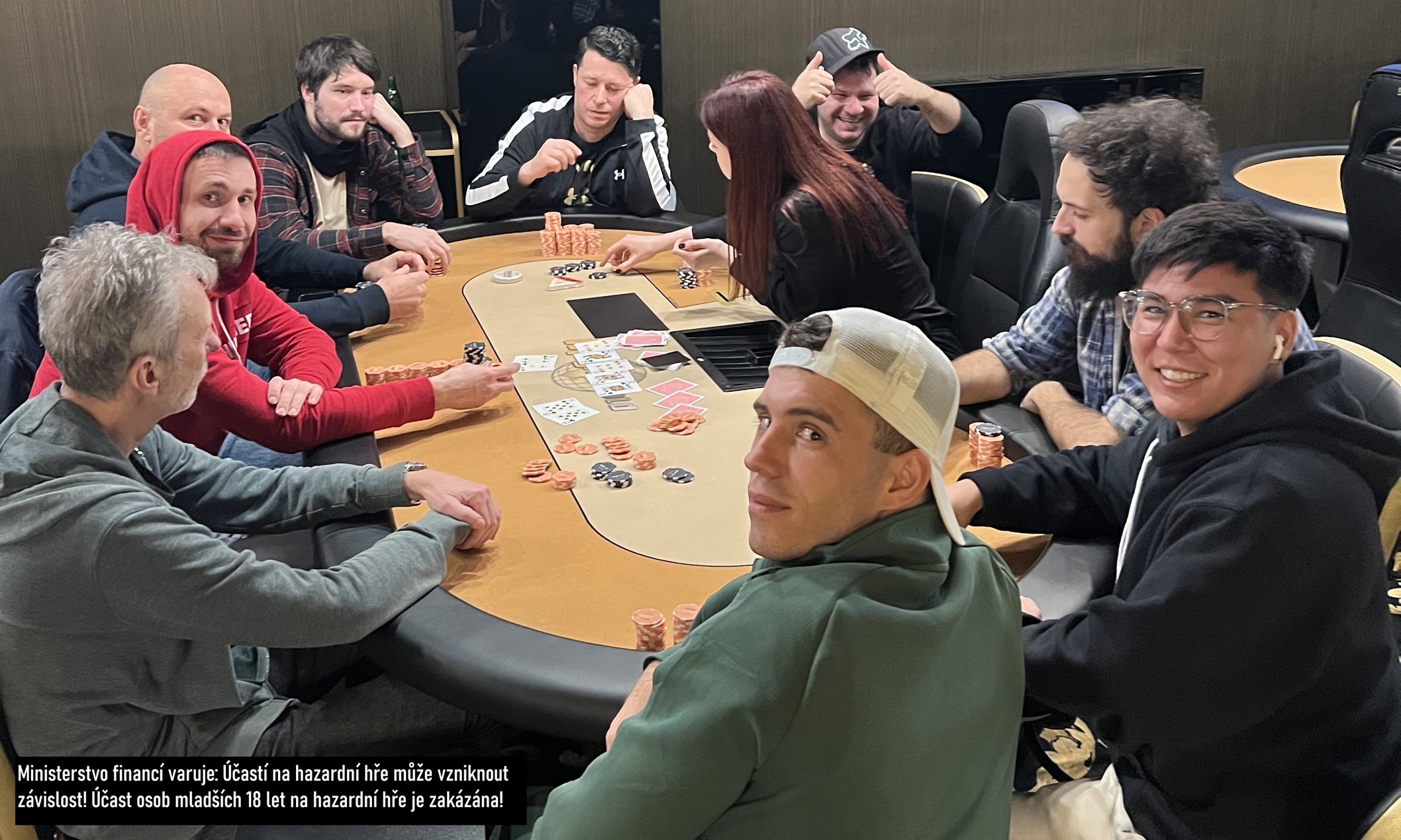 Showdown poker club