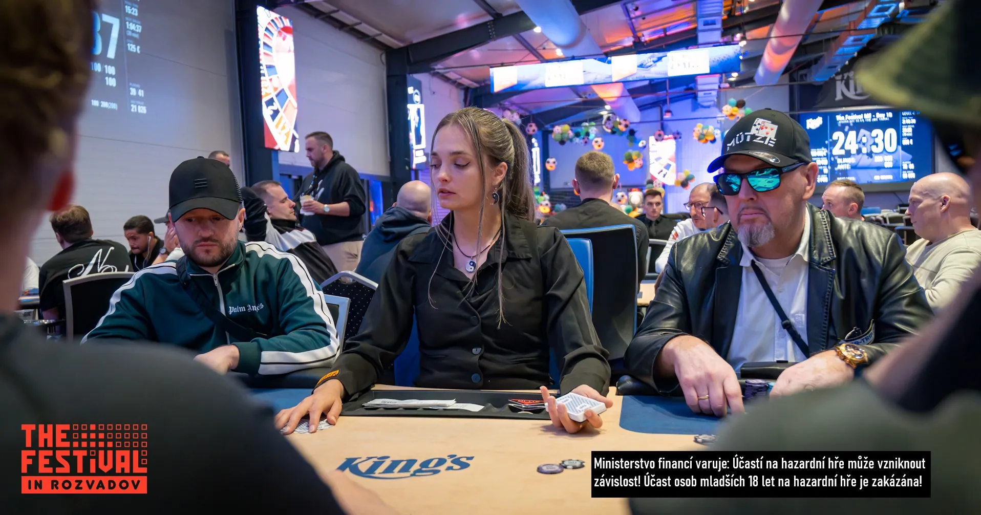 fotografie poker dealerky v Kings Rozvadov