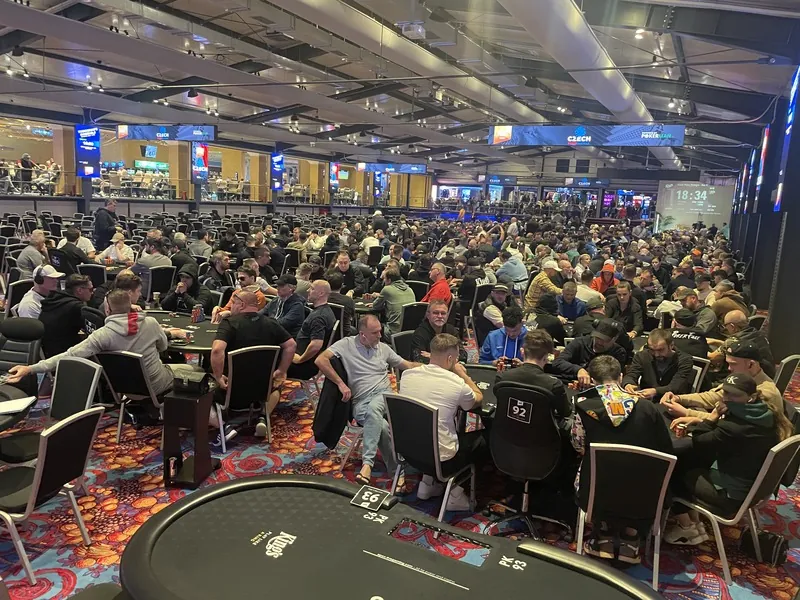 Hraci sal Czech Poker Masters