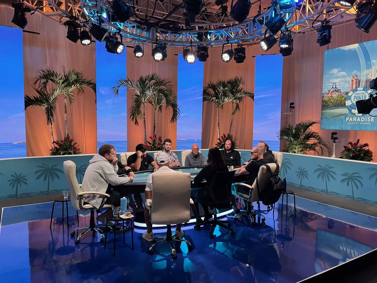 TV table WSOP Paradise