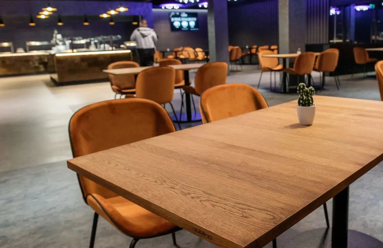 Card Casino Bratislava restaurace