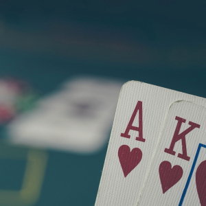 Poker strategie: Jonathan Little - Jak hrát A-K proti TAG soupeři