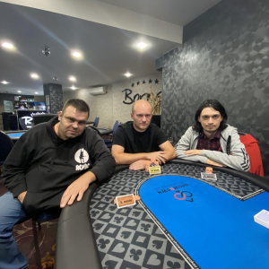 Středeční turnaj v Showdown poker klubu s garancí 30K gtd