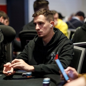 O 3 pondělní prsteny bojuje na WSOPC 9 českých hráčů!