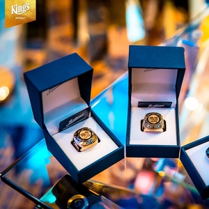 Odnesou si Češi prsten z letošního WSOPC v King's? Odnesou si Češi prsten z letošního WSOPC v King's?