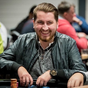 King's Casino: Dominik Martan drtivým chipleaderem DACH Masters King's Casino: Dominik Martan drtivým chipleaderem DACH Masters