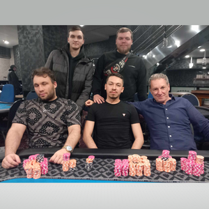 Showdown poker club: První dubnové Kilčo skončil 5-way dealem