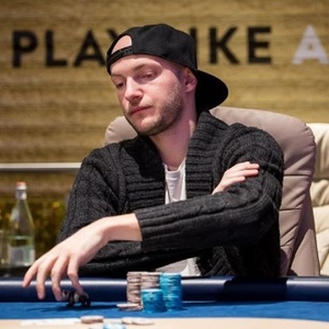 King's Casino: Ze sobotních flightů EPM postoupila čtveřice Čechů, vedená Tomášem Broklem