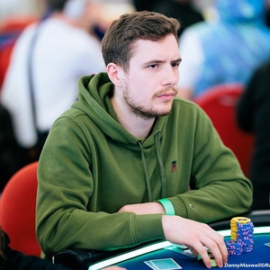 EPT Monte Carlo: Roman Hrabec v největším potu třetího dne Main Eventu! EPT Monte Carlo: Roman Hrabec v největším potu třetího dne Main Eventu!