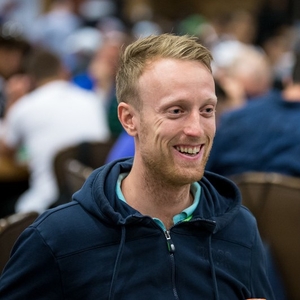 WSOP 2024: Kabrhel postupuje v $25K, Pustina vyhrál 1.400.000 Kč! WSOP 2024: Kabrhel postupuje v $25K, Pustina vyhrál 1.400.000 Kč!