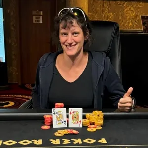 Casino Imperator: Freezy Freezeout Special s garancí €6.666 ovládla Lenka Sandor