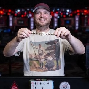 Čerstvý hráč roku WSOP 2024 Scott Seiver - počítačový inženýr s miliony z pokeru Čerstvý hráč roku WSOP 2024 Scott Seiver - počítačový inženýr s miliony z pokeru