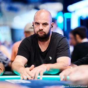 EPT Barcelona: První postupy v Main Eventu zařídili Patrik Jaroš a Josef Šnejberg EPT Barcelona: První postupy v Main Eventu zařídili Patrik Jaroš a Josef Šnejberg