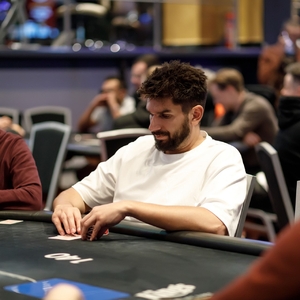 King's Resort Rozvadov: Patrik Jaroš vede početnou domácí sestavu postupujících ve WSOPE Main Eventu King's Resort Rozvadov: Patrik Jaroš vede početnou domácí sestavu postupujících ve WSOPE Main Eventu