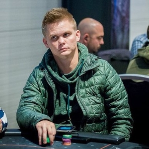 King's Resort Rozvadov: Sobotní flighty Main Eventu WSOPC vyšly nejlépe Tomášovi Koláříkovi King's Resort Rozvadov: Sobotní flighty Main Eventu WSOPC vyšly nejlépe Tomášovi Koláříkovi
