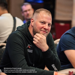 Grand Casino Aš: Ze dne 1B GRND Main Event postupují Cenci a Rychetský Grand Casino Aš: Ze dne 1B GRND Main Event postupují Cenci a Rychetský