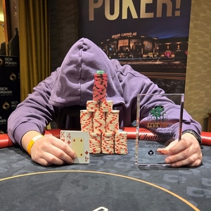 Grand Casino Aš: "Unavenej" vyhrál bez dealu GRND Main Event za 300.000 Kč! Grand Casino Aš: "Unavenej" vyhrál bez dealu GRND Main Event za 300.000 Kč!