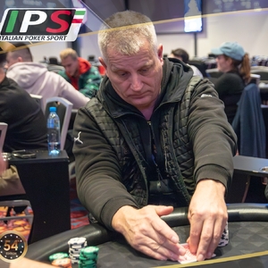 King's Resort: Pavel53 a Michael Adam v boji o titul IPS Main Eventu! King's Resort: Pavel53 a Michael Adam v boji o titul IPS Main Eventu!