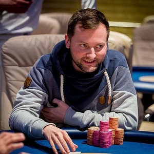 King's Resort: V sobotu se v Main Eventu King's Million PLO Edition dařilo nejvíce Michalu Mrakešovi King's Resort: V sobotu se v Main Eventu King's Million PLO Edition dařilo nejvíce Michalu Mrakešovi