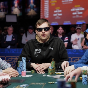 WSOP 2025: Martin Kabrhel vydoloval z finále $250.000 Super High Rolleru 14.500.000 Kč WSOP 2025: Martin Kabrhel vydoloval z finále $250.000 Super High Rolleru 14.500.000 Kč
