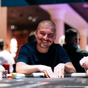 WSOP 2025: Do třetího dne WSOP Main Eventu postoupilo 5 českých hráčů WSOP 2025: Do třetího dne WSOP Main Eventu postoupilo 5 českých hráčů