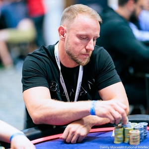 EPT Barcelona den 10: Petr Svoboda vede český kvartet v turnaji €3.250 EPT Mystery Bounty 