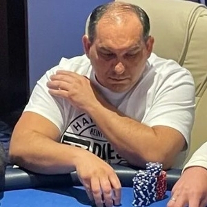 King’s Resort: Zdeněk Mital a Libereckej princ drží domácí naděje v Day 3 Main Eventu Wolf Millionaire