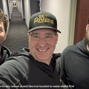 Phil Hellmuth nabízí svým kritikům pokerovou cash game challenge o $1 milion Phil Hellmuth nabízí svým kritikům pokerovou cash game challenge o $1 milion