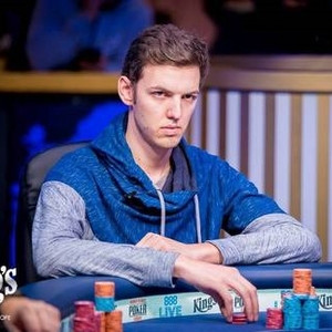 WSOPE: Česká ofenzíva pokračuje, úterní postupy a ITM v €25K GGMillion€, Lucky 7S, €1,5K Mystery Million a €3K 6-Maxu WSOPE: Česká ofenzíva pokračuje, úterní postupy a ITM v €25K GGMillion€, Lucky 7S, €1,5K Mystery Million a €3K 6-Maxu