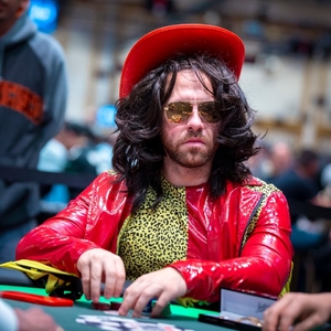 Dan "Jungleman" Cates dostal lekci! Hellmuthova domácí hra ho semlela za pár hodin Dan "Jungleman" Cates dostal lekci! Hellmuthova domácí hra ho semlela za pár hodin