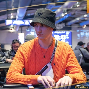King’s Resort WSOPC: 2121 zdecimoval soupeře v 1A Mini Main Eventu, první prsten putuje do Dánska