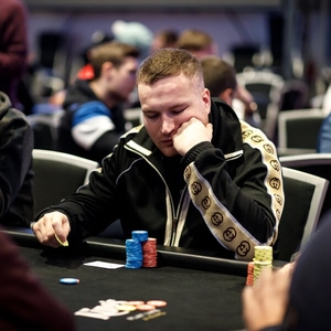 King’s Resort: Jakub Kolečkář, Karel Mokrý a Anh Do dnes zaútočí na titul v PLO Mystery Openeru