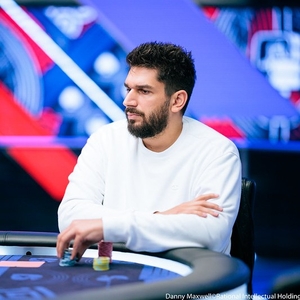 EPT Prague den 3: Závěrečné flighty PokerStars Open Main Eventu zvládli nejlépe Patrik Jaroš a David Savočka