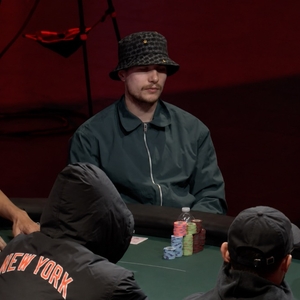 Náramek opět nevyšel! ZZ postupuje v $25,000 High Roller NLH