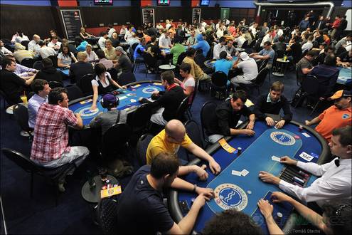Když poker Konkurence je dobrá