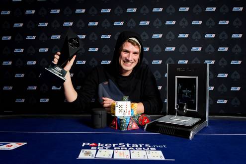 Loňským šampionem se stal Němec Julian Track. Získal €725.700 Loňským šampionem se stal Němec Julian Track. Získal €725.700