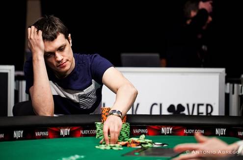 Artur si před rokem zahr&aacute;l heads up