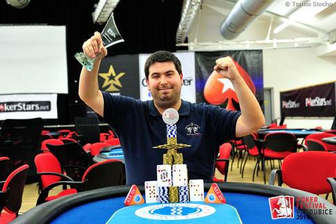Karel Kratochvíl postoupil do třetího dne WSOP Main Event Karel Kratochvíl postoupil do třetího dne WSOP Main Event