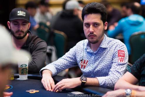Adrian Mateos Adrian Mateos